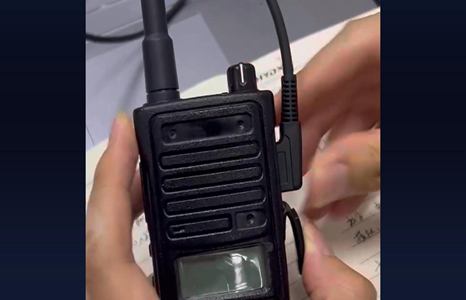 Cómo utilizar herramientas para actualizar la radio digital bidireccional serie D800/D1000